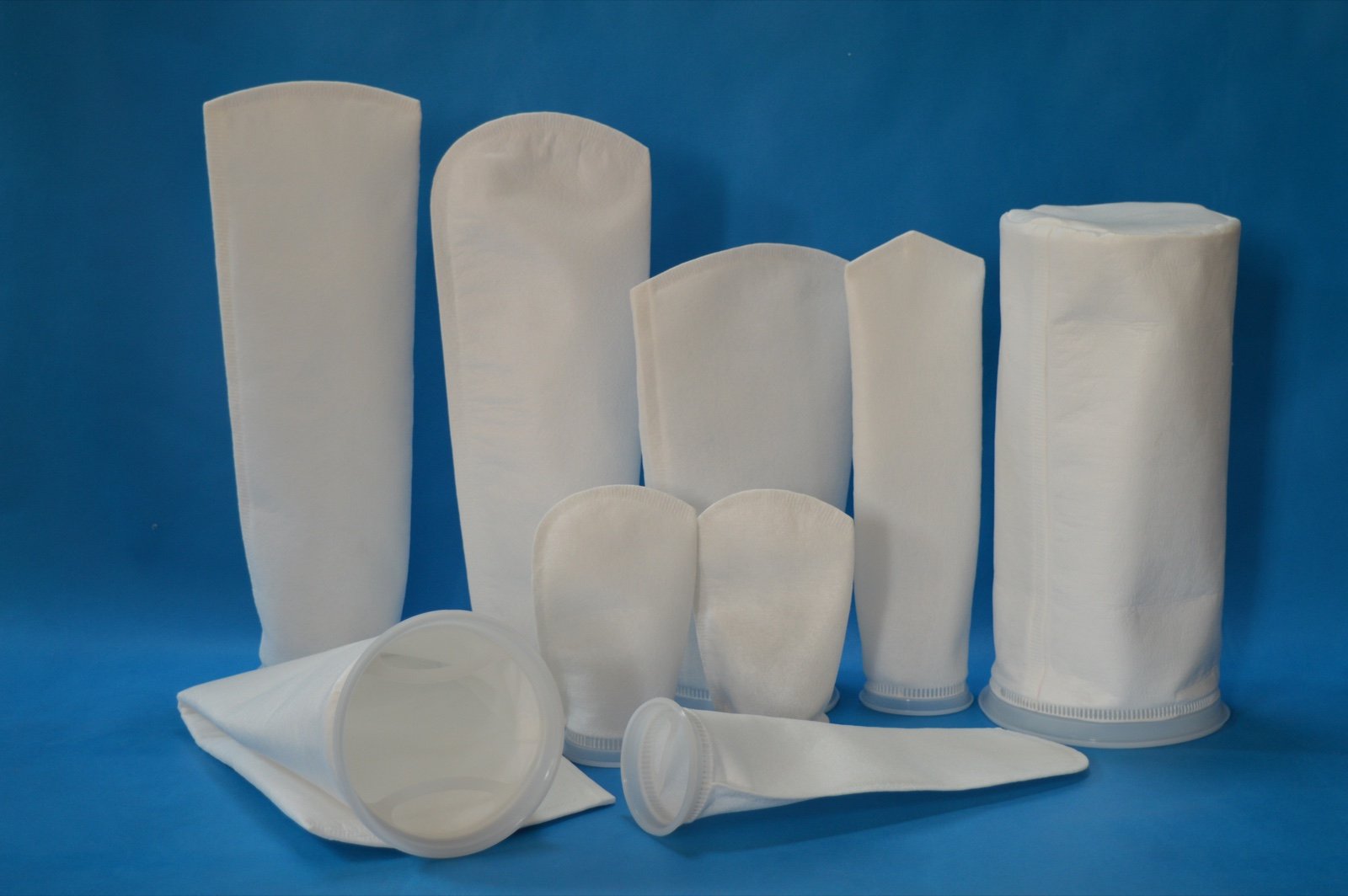 Industrial liquid filter bags in multiple sizes and micron ratings